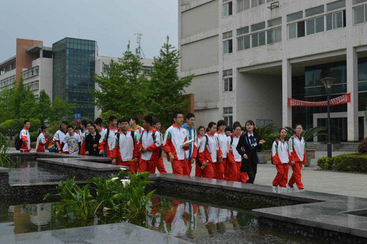 西南交通大学毕业证(西南交通大学毕业证图片)
