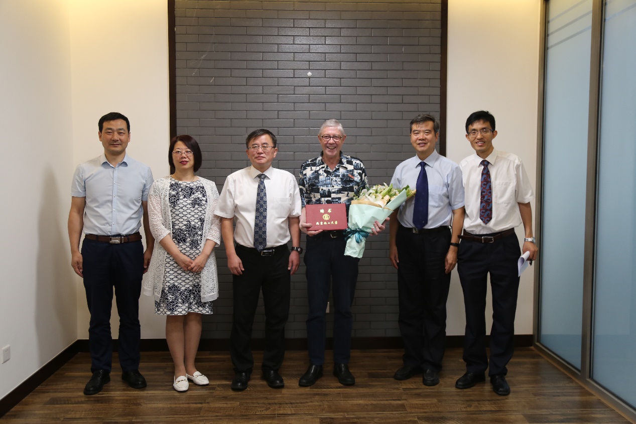 北京化工大学毕业证(北京化工大学毕业证书什么样的)