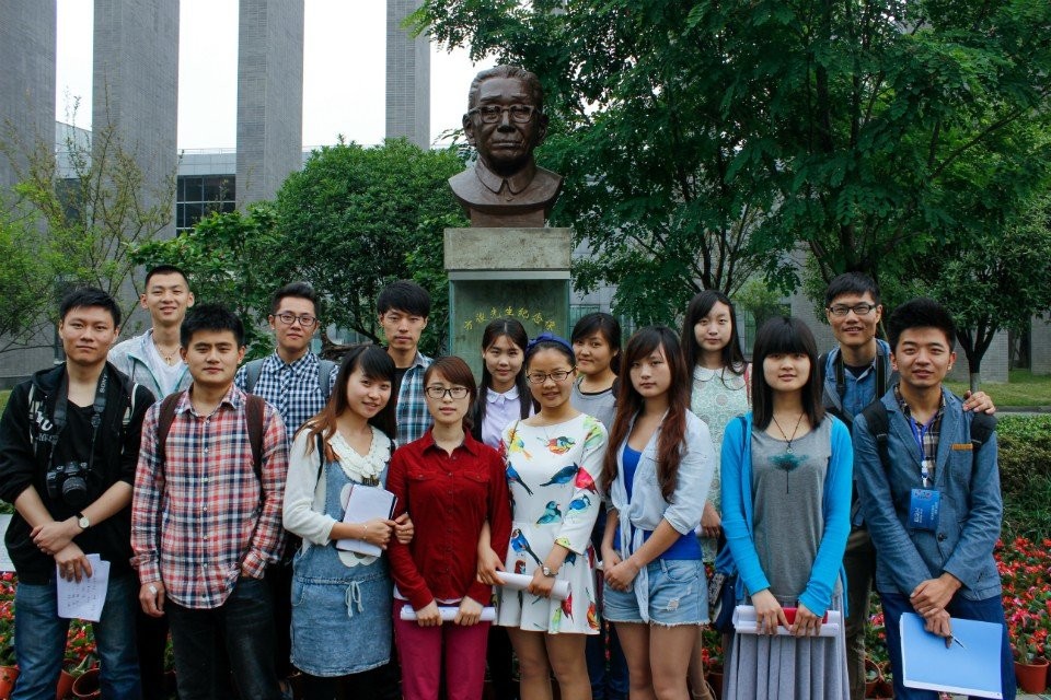 西南交通大学毕业证书图片